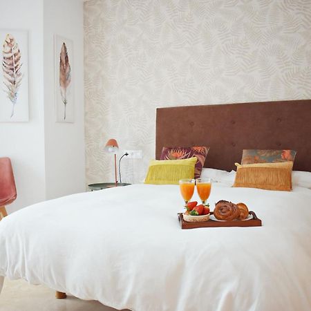 Fantastico Apartamento De Dos Dormitorios En El Soho マラガ エクステリア 写真